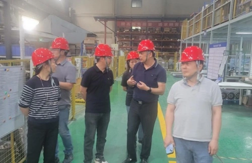 Pall delegation visited our company for investigation and exchange